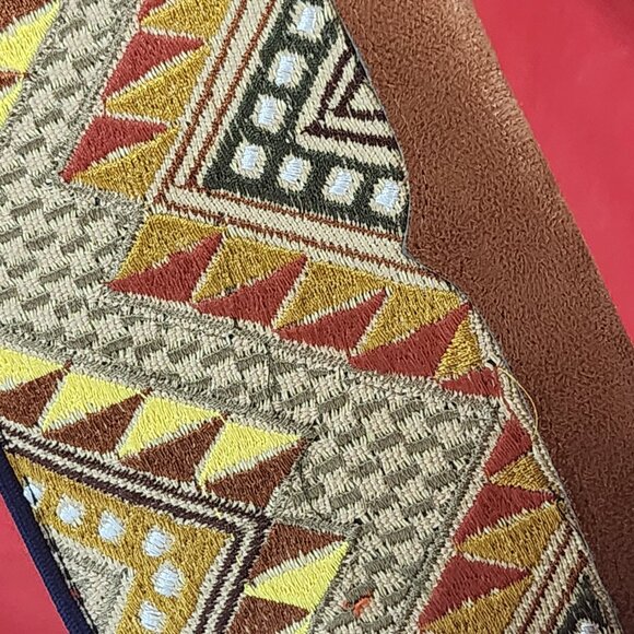 JL Brand Duo Aztec / Stripe Design Embroidered Leather Zip Hand Strap Wallet OLG - Picture 13 of 16